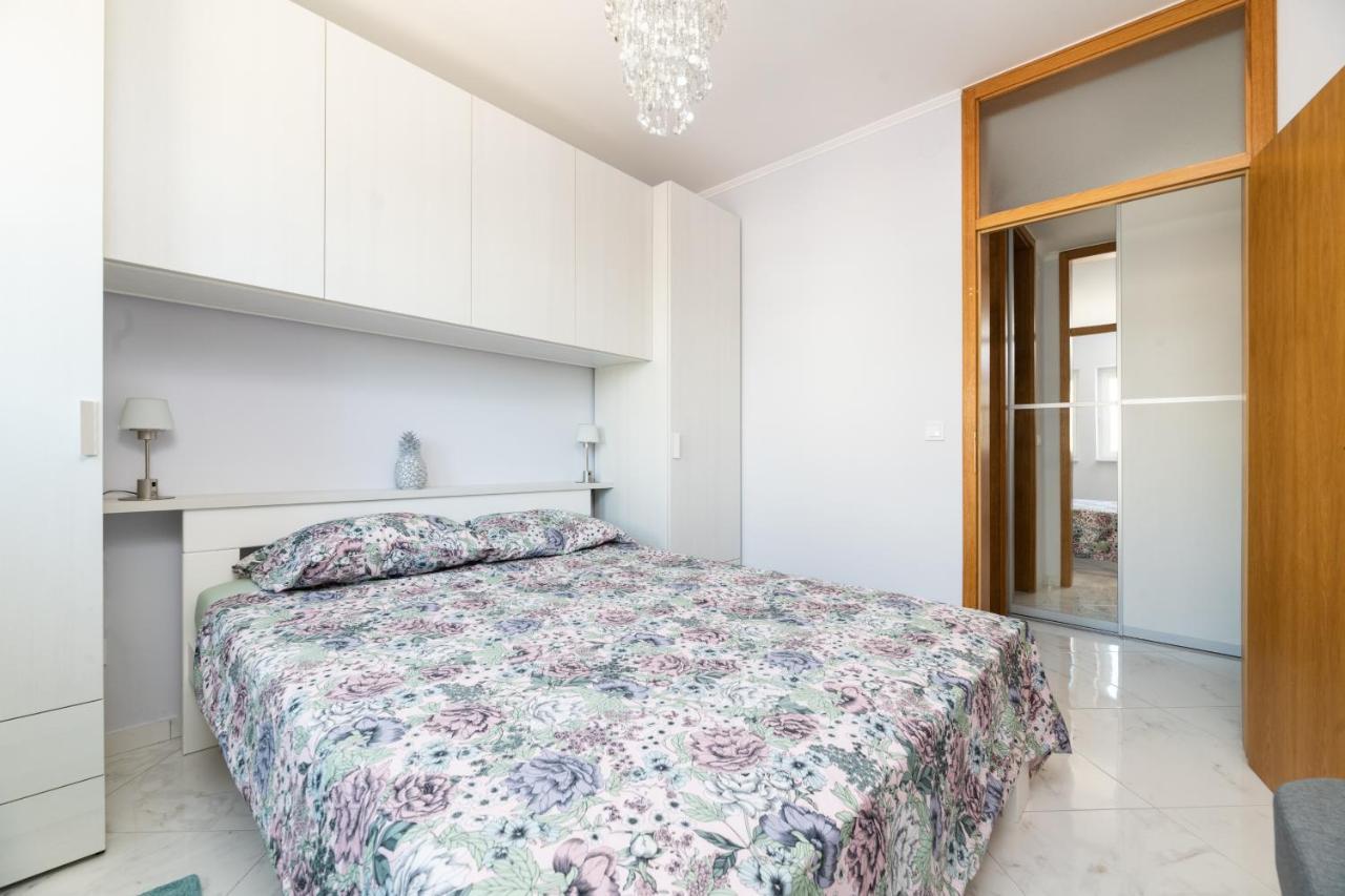 Dolce Vita City Center Umag Exterior foto